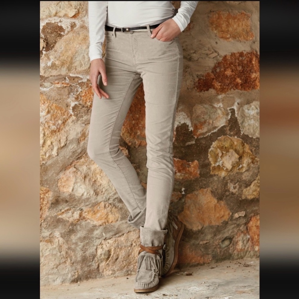 Peruvian Connection Zoe Velveteen Jeans in Parchment.